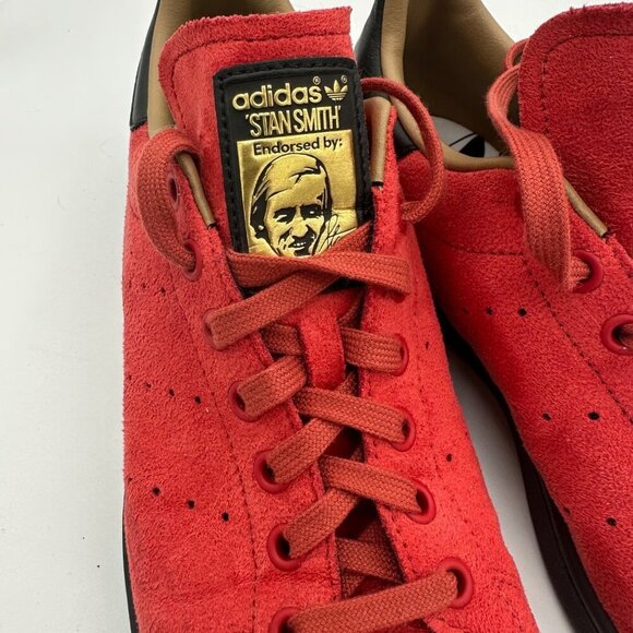 Size 7 - adidas Disney x Stan Smith Peter Pan - Captain Hook - Picture 4 of 13